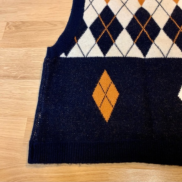 Argyle Pattern Sweater Vest One Size - Picture 4 of 5